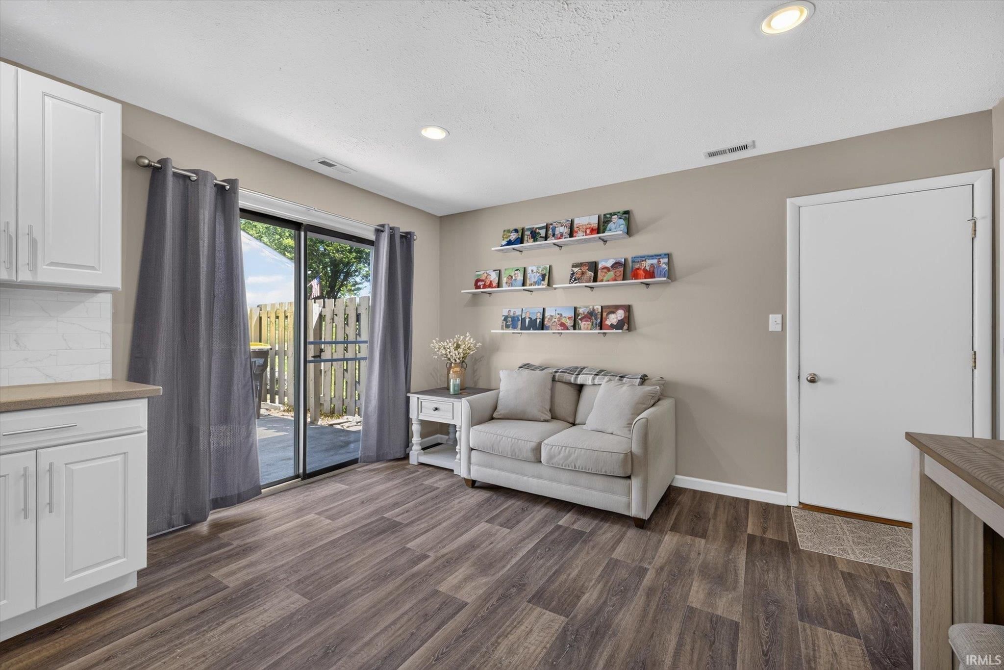 Image of 9126 S Greenridge Lane