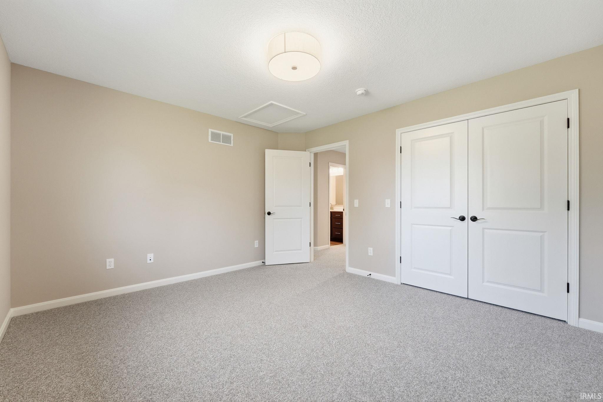 Image of 10059 Gala Cove